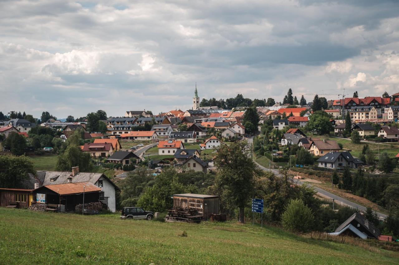 Apartman Sjezdovka Kasperske Hory Exterior foto